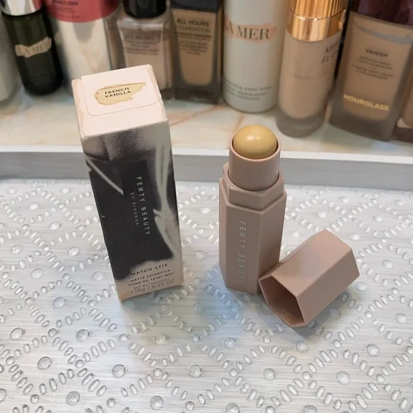 Fenty Beauty by Rihanna 'French Vanilla' Match Stick Matte